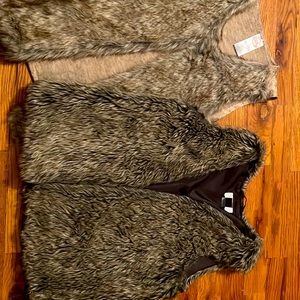 Fuzzy girls vest